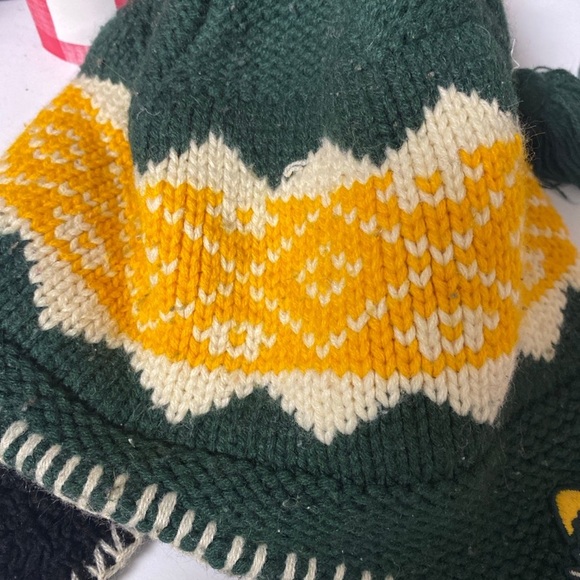 Green Bay Packers 47 Brand NFL Team Apparel Ear Flap Beanie Hat - Picture 3 of 6